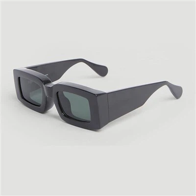Dicke rechteckige Sonnenbrille